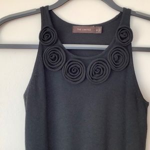 The Limited black tank top with flowers   Features:  Size XS  Sleeveless  Fitted